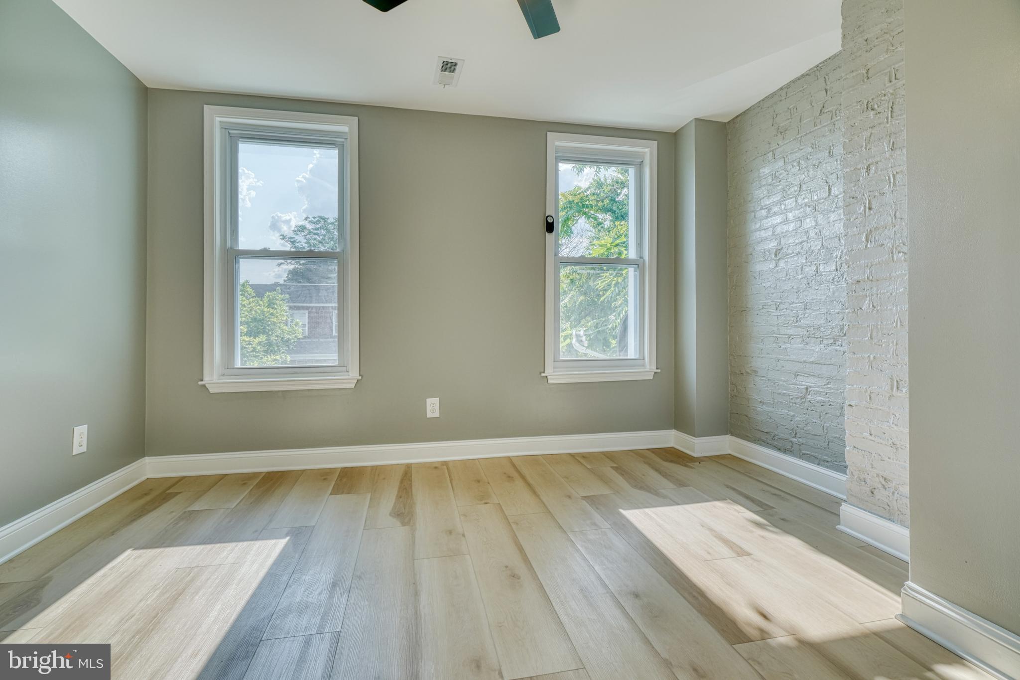 BARCLAY - Residential