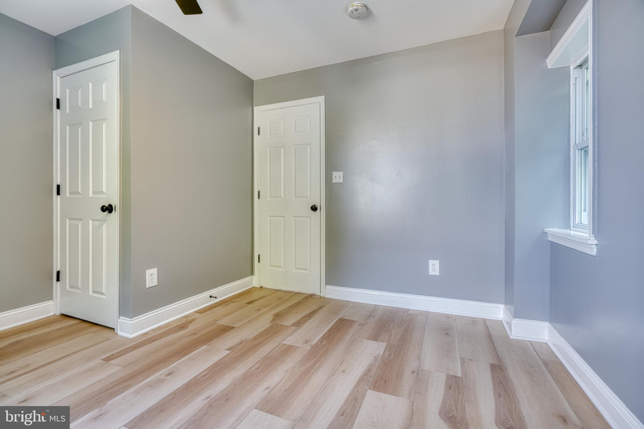 BARCLAY - Residential