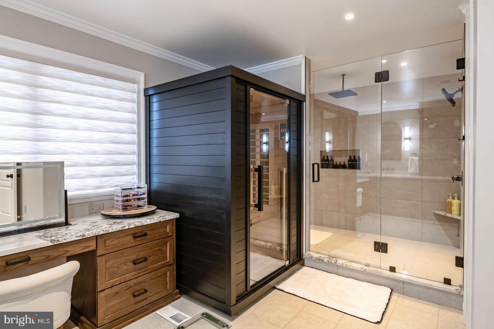 BIRDLAND - Residential