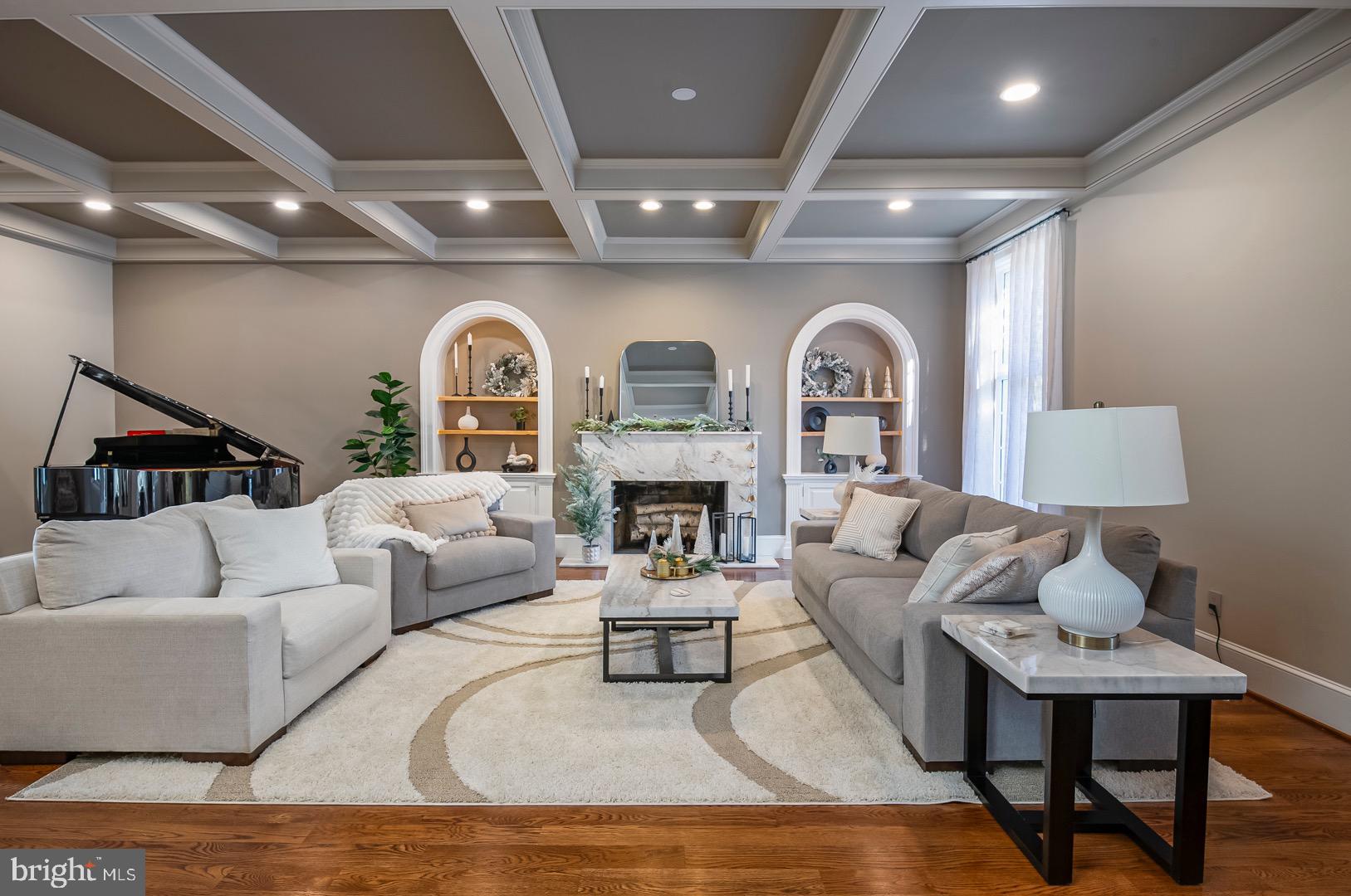 BIRDLAND - Residential