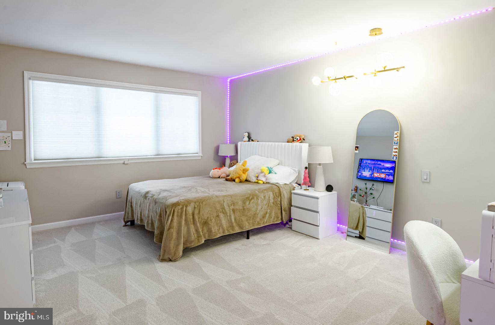 BIRDLAND - Residential