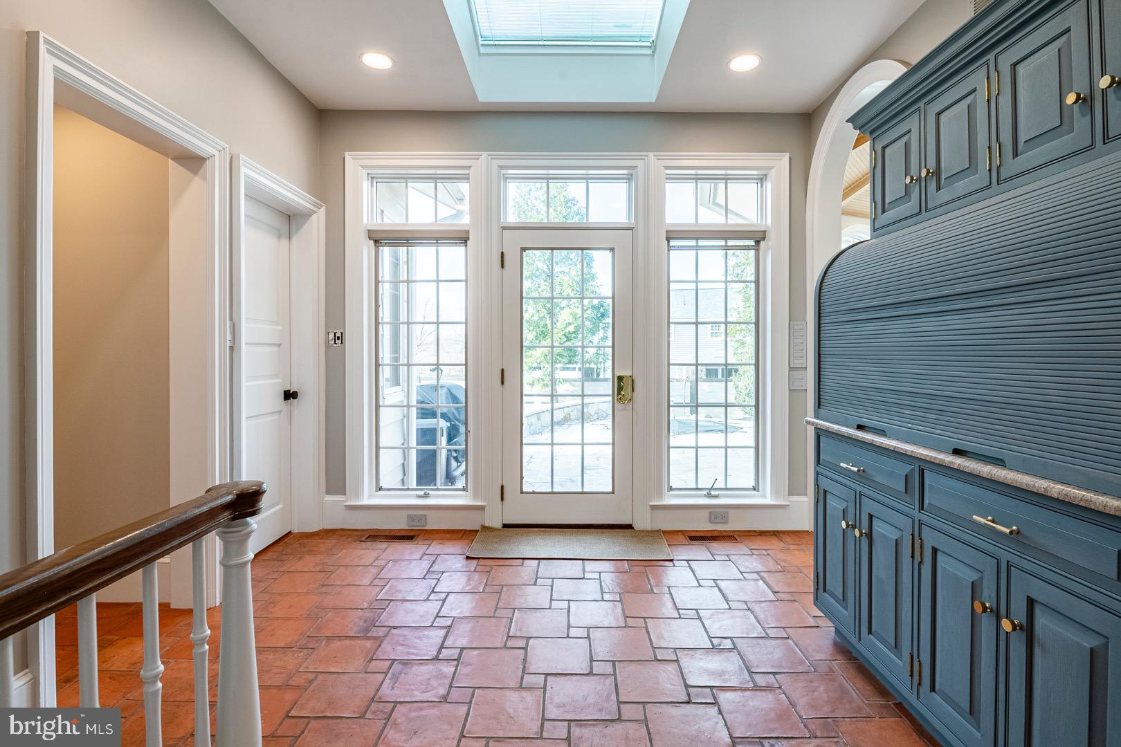 BIRDLAND - Residential