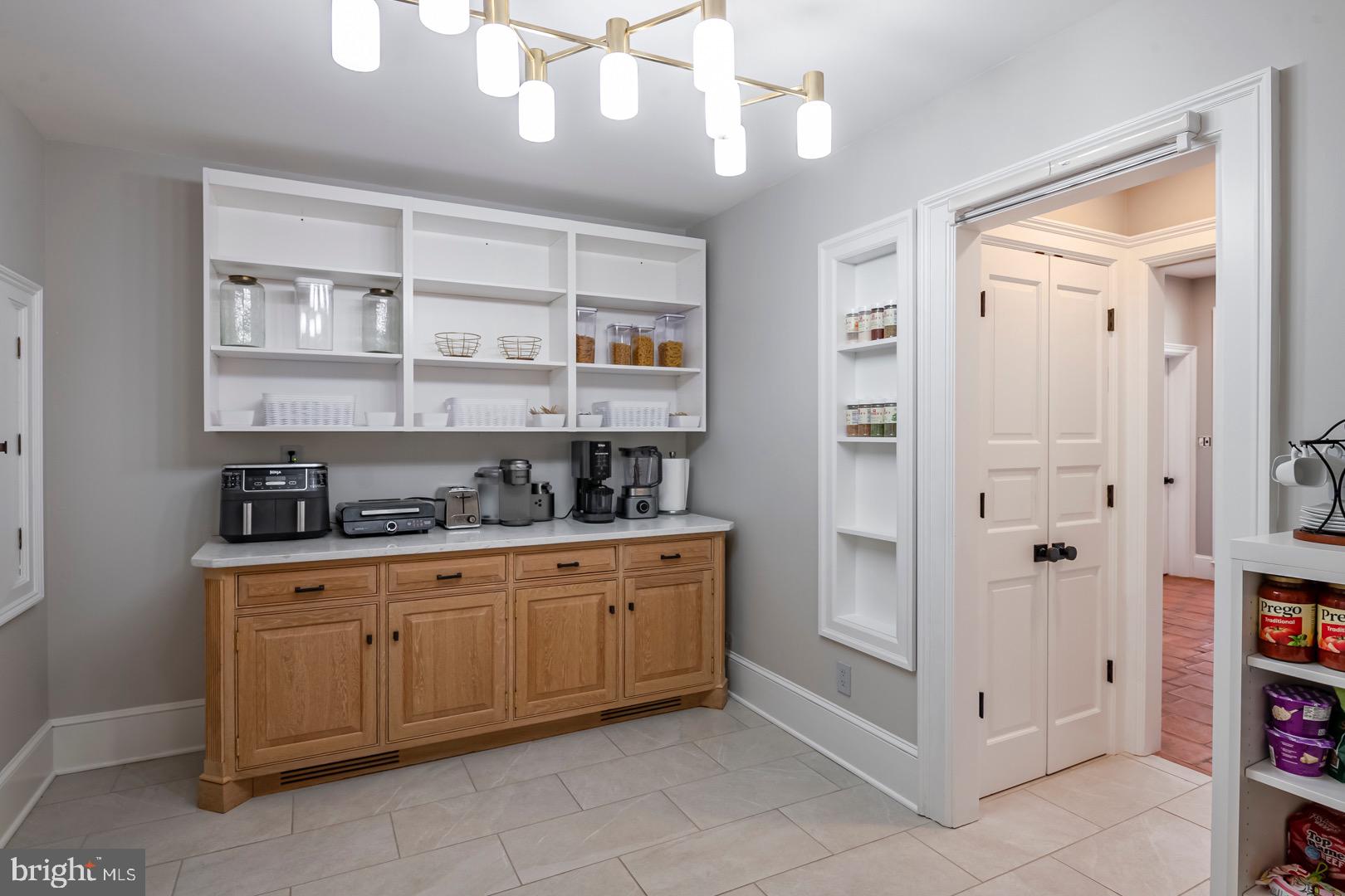 BIRDLAND - Residential