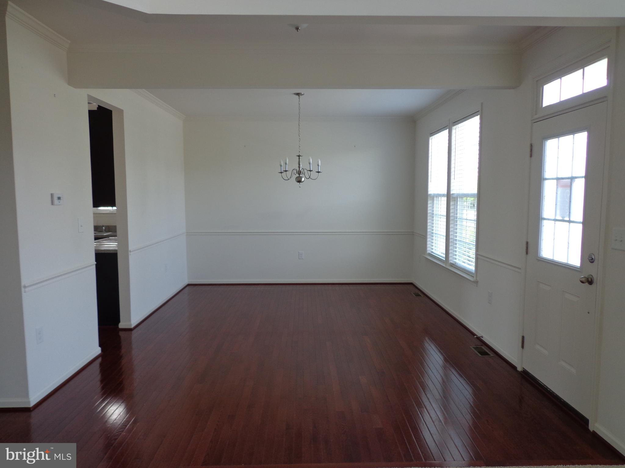 LAKELAND PLACE - Residential Lease