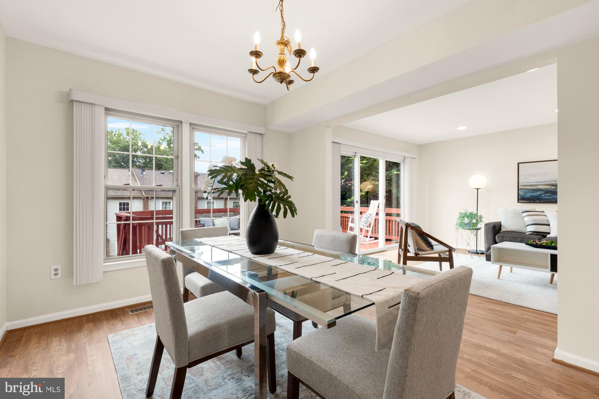 19 SHAGBARK COURT
