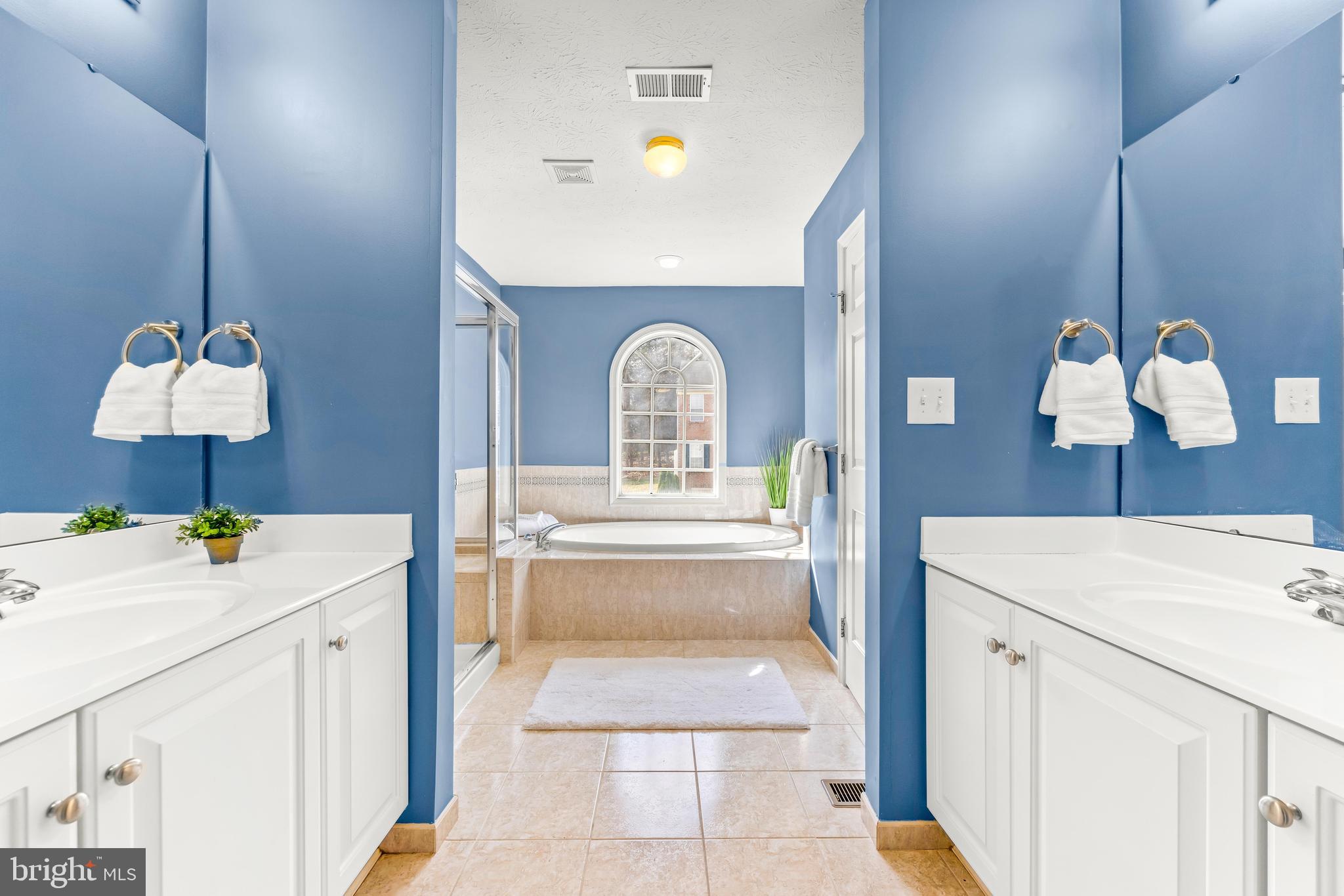 RIDGE FOREST GLEN - Residential