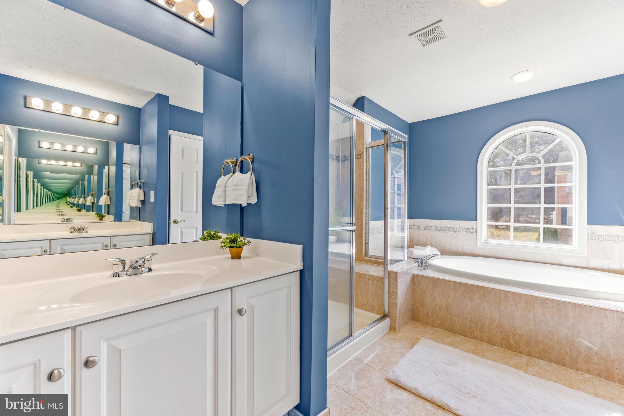 RIDGE FOREST GLEN - Residential