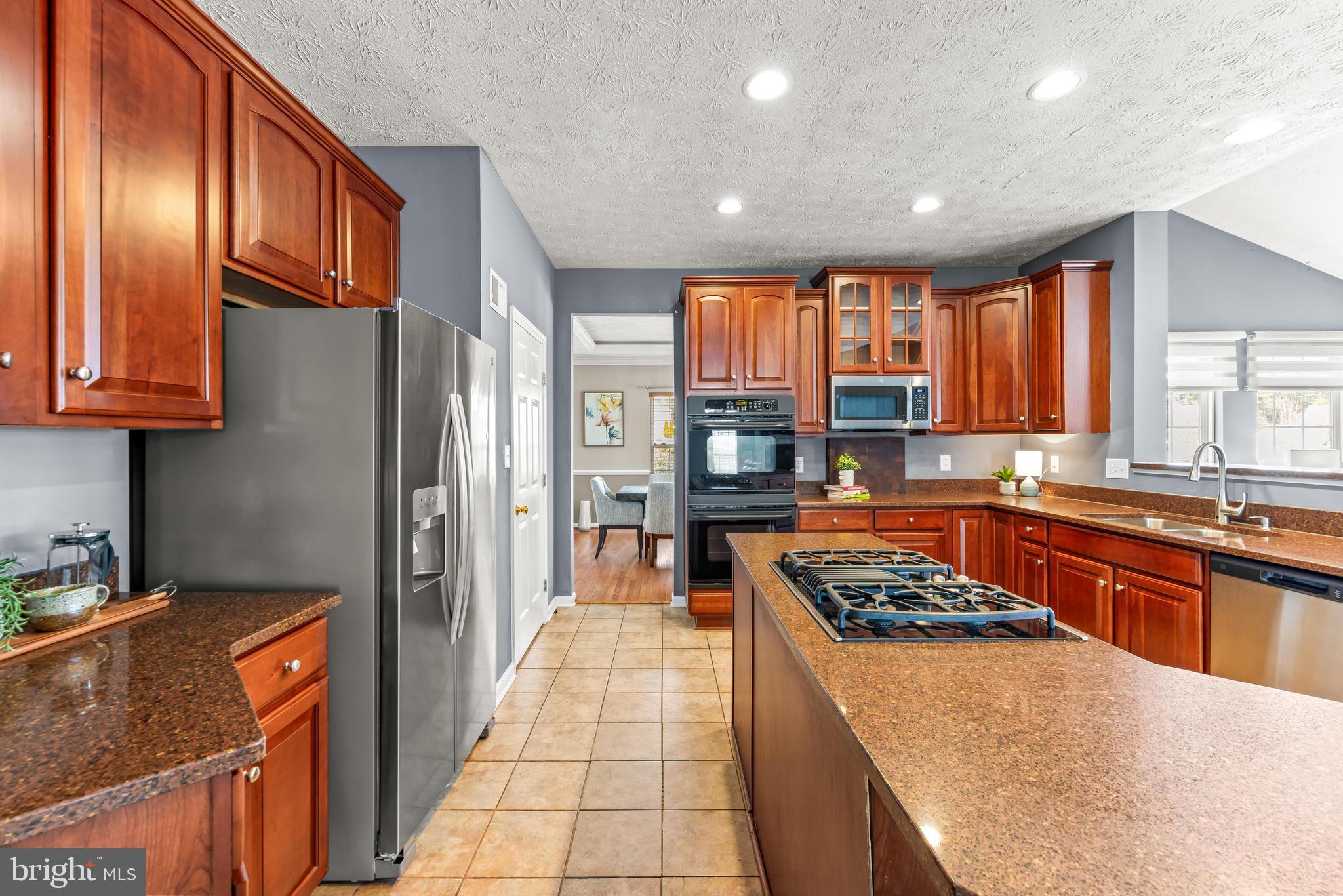 RIDGE FOREST GLEN - Residential