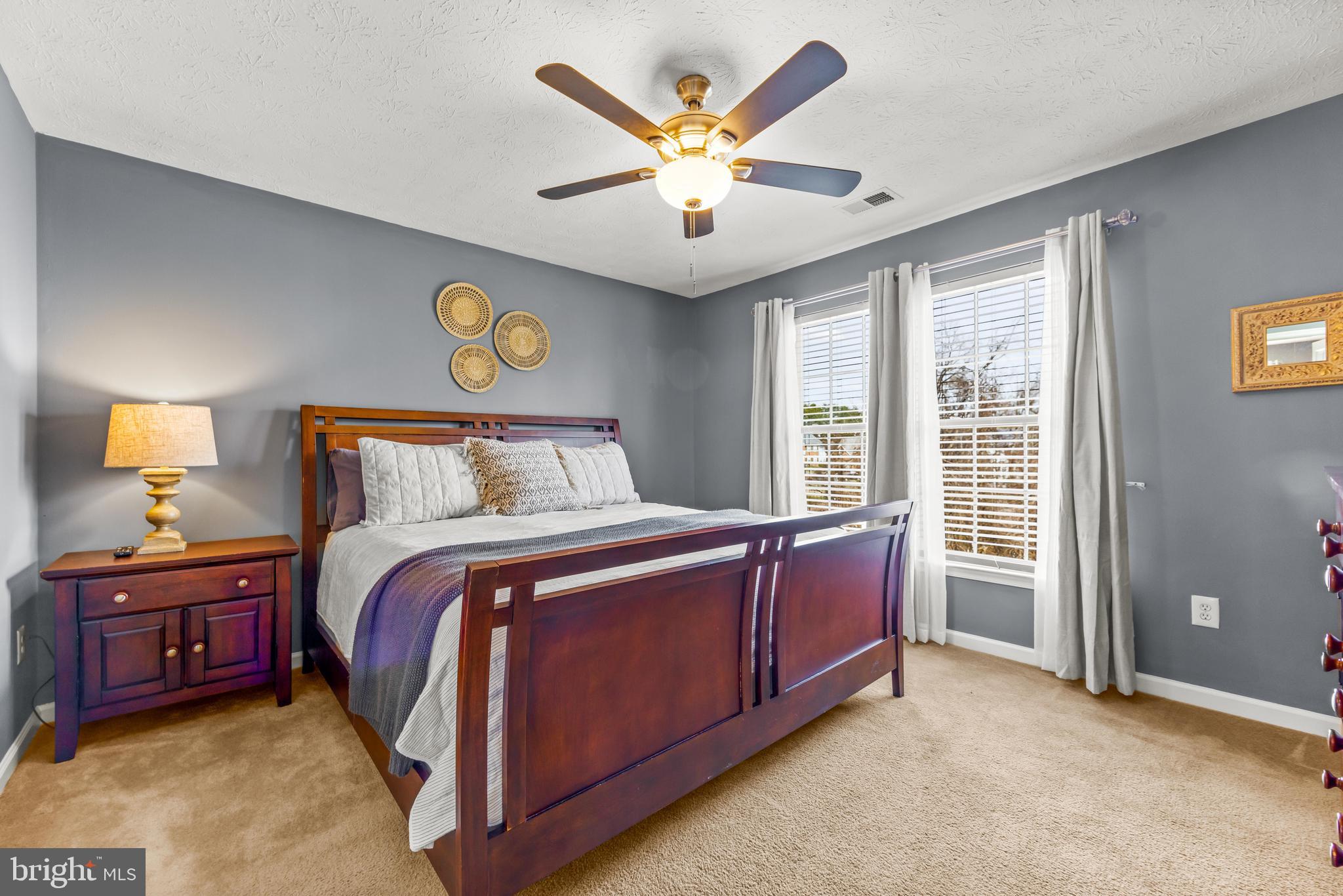 RIDGE FOREST GLEN - Residential