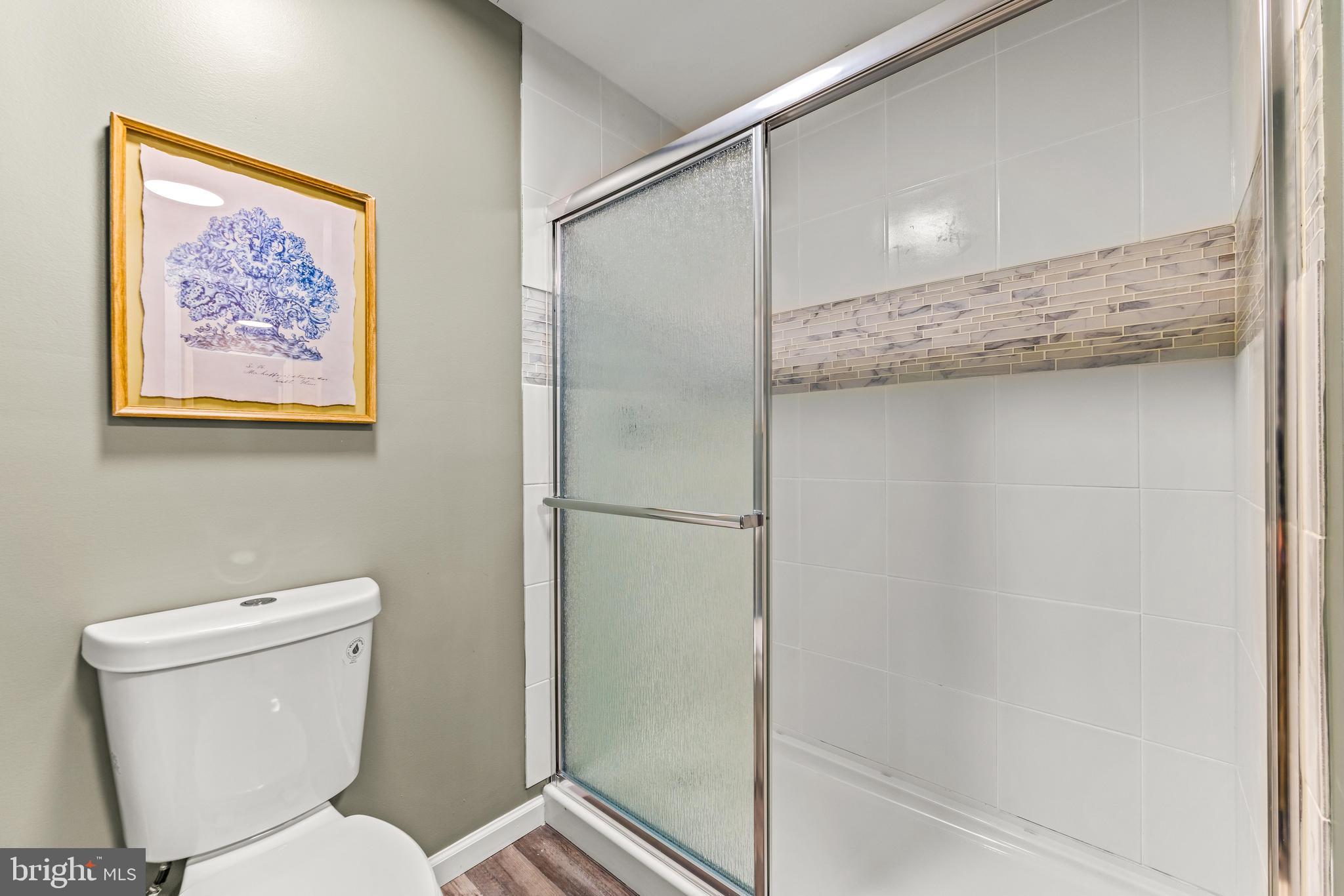 RIDGE FOREST GLEN - Residential