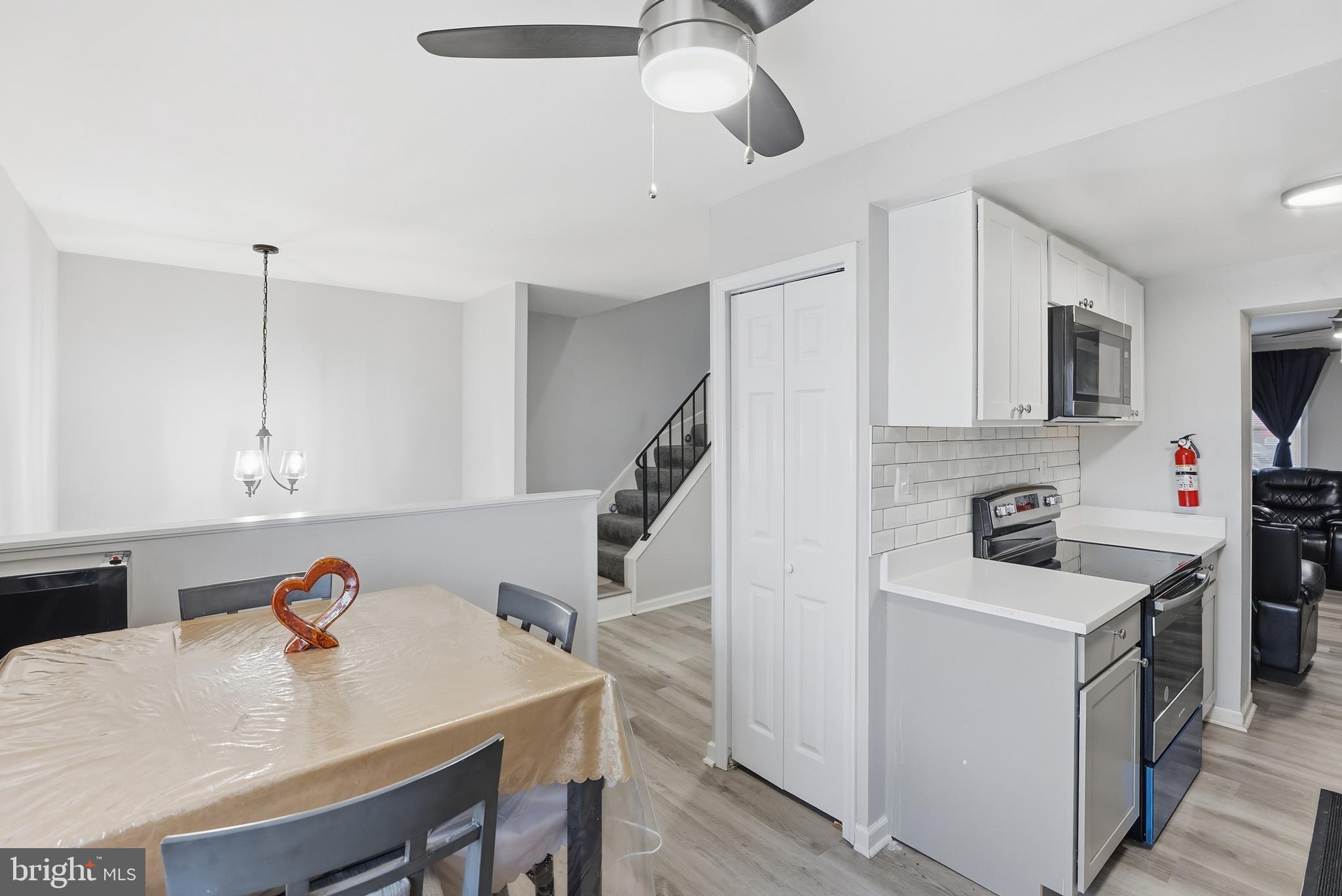 QUAIL MEADOWS TOWNHOUSES - Residential