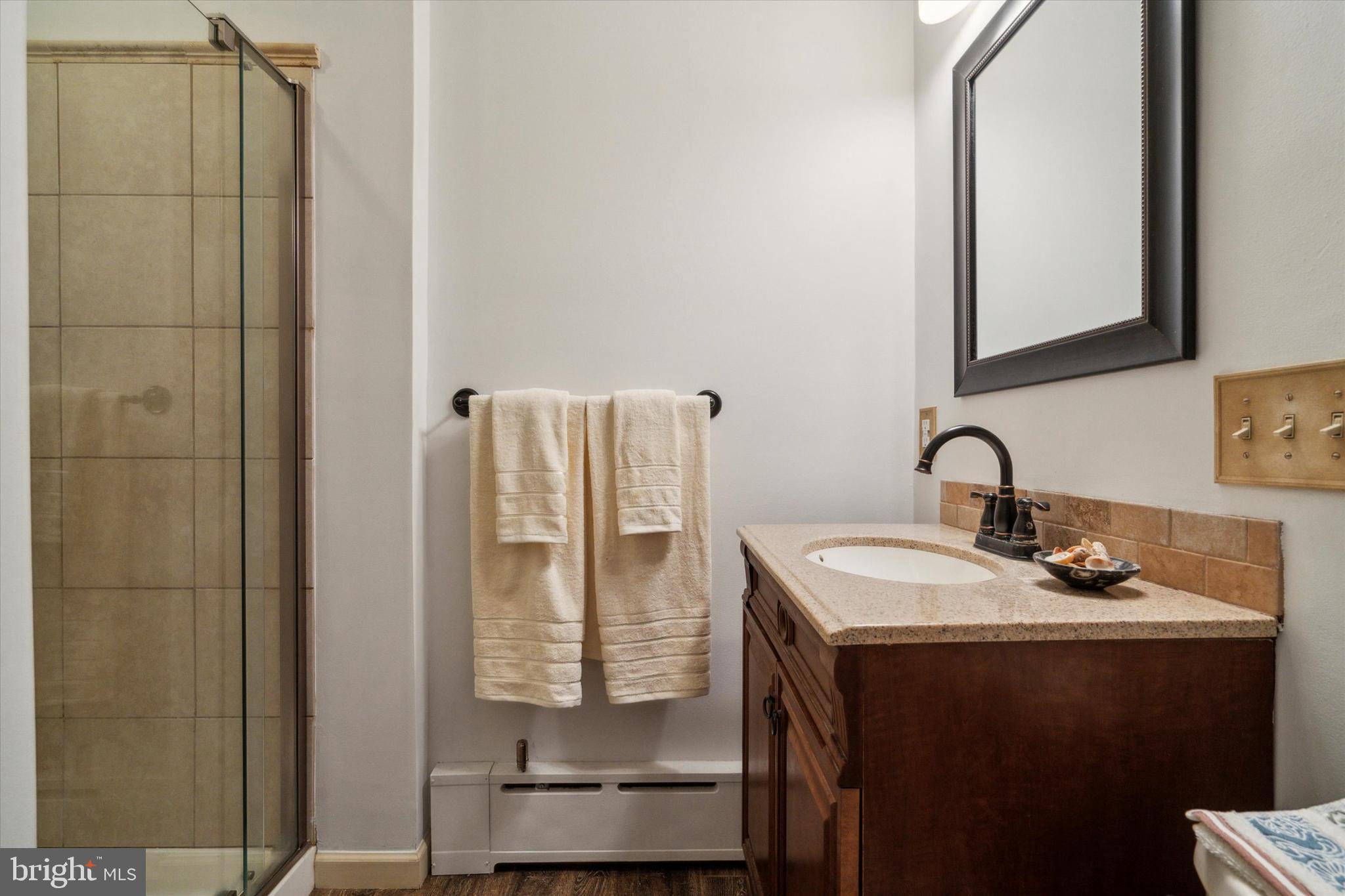 ARONIMINK - Residential