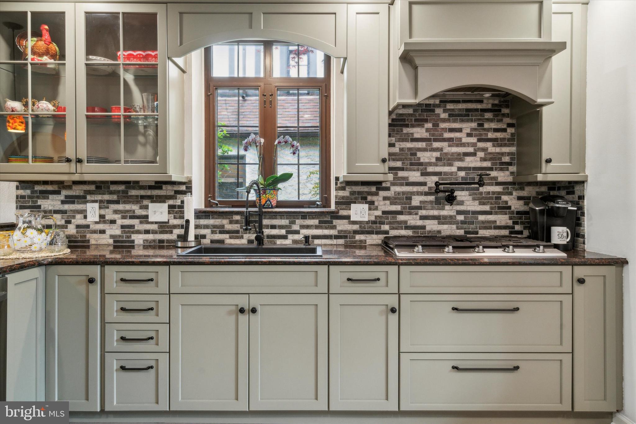 ARONIMINK - Residential