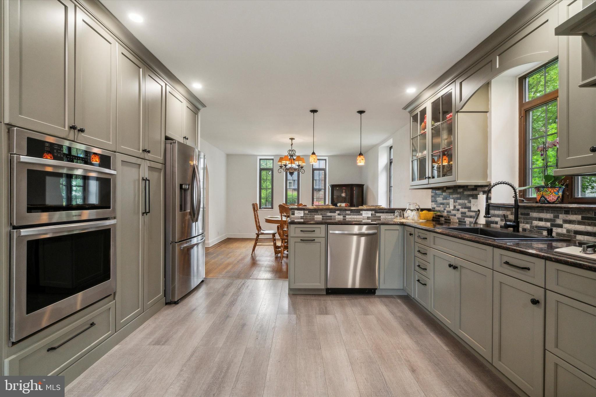 ARONIMINK - Residential