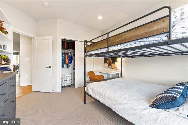 LOUDOUN VALLEY CARLISLE - Residential Lease