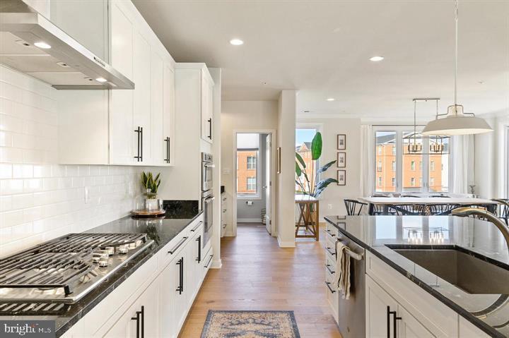 LOUDOUN VALLEY CARLISLE - Residential Lease