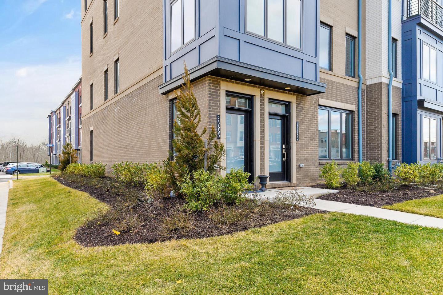 LOUDOUN VALLEY CARLISLE - Residential Lease