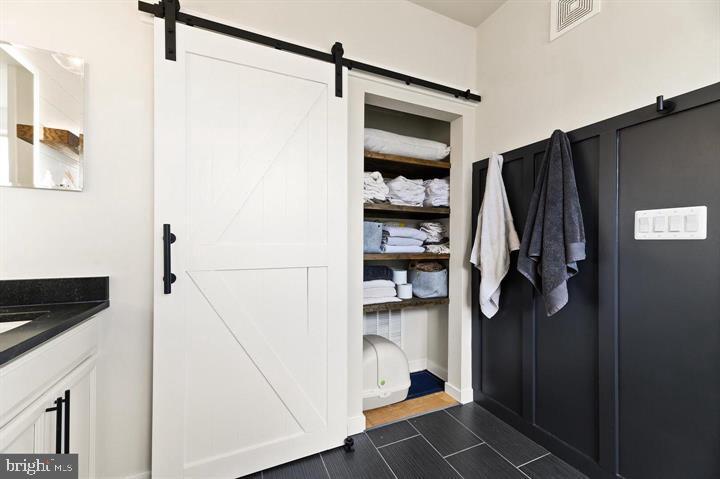 LOUDOUN VALLEY CARLISLE - Residential Lease