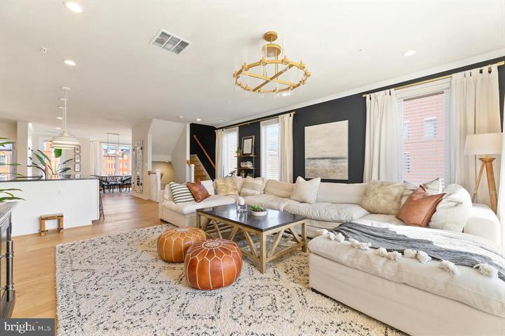 LOUDOUN VALLEY CARLISLE - Residential Lease