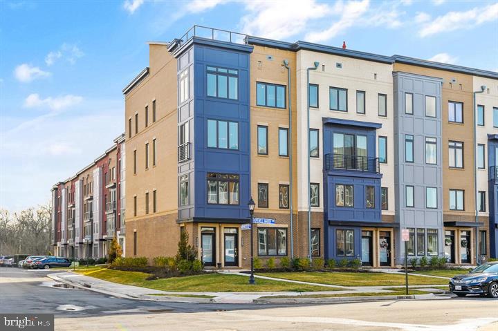 LOUDOUN VALLEY CARLISLE - Residential Lease