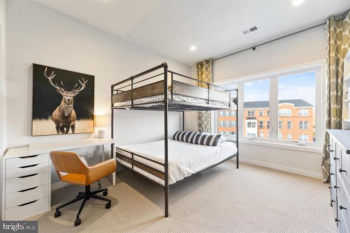 LOUDOUN VALLEY CARLISLE - Residential Lease