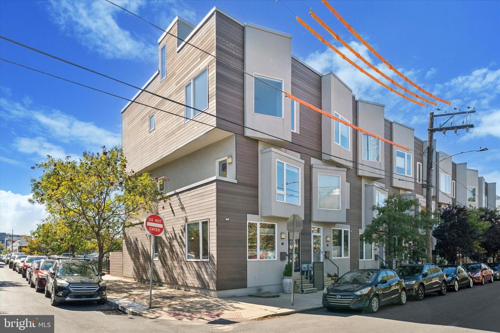 Photo of 120 W Oxford Street, PHILADELPHIA, PA 19122 (MLS # PAPH2547040)