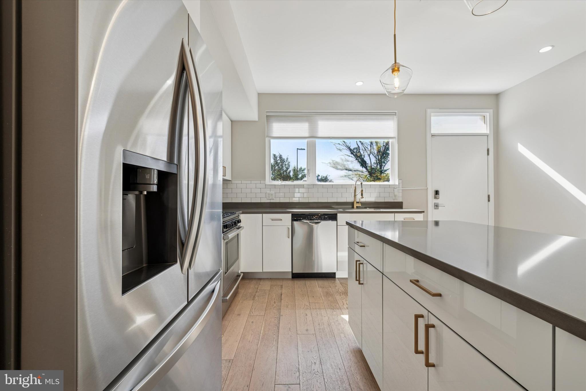 OLDE KENSINGTON - Residential