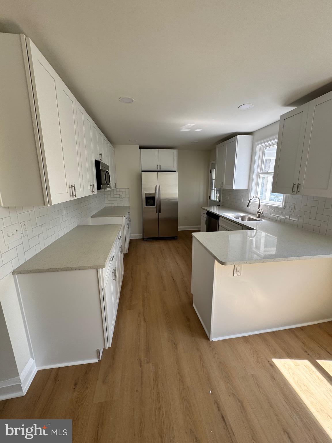 6605 ALTAMONT AVENUE