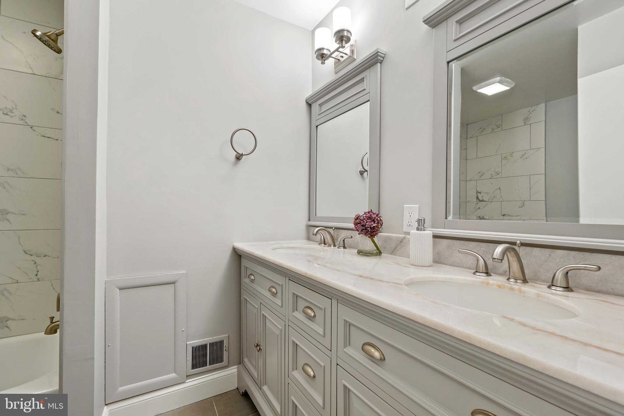 WOODLAWN TERRACE - Residential