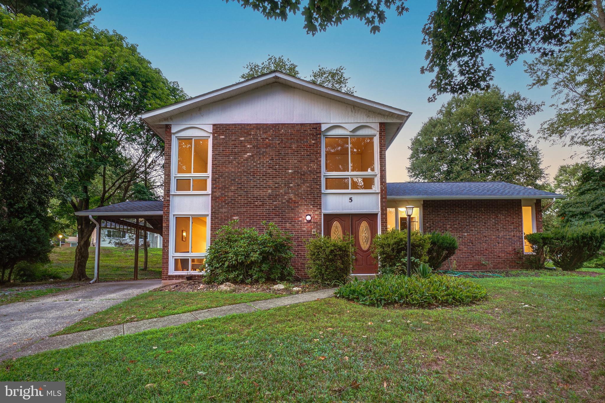 WOODLAWN TERRACE - Residential