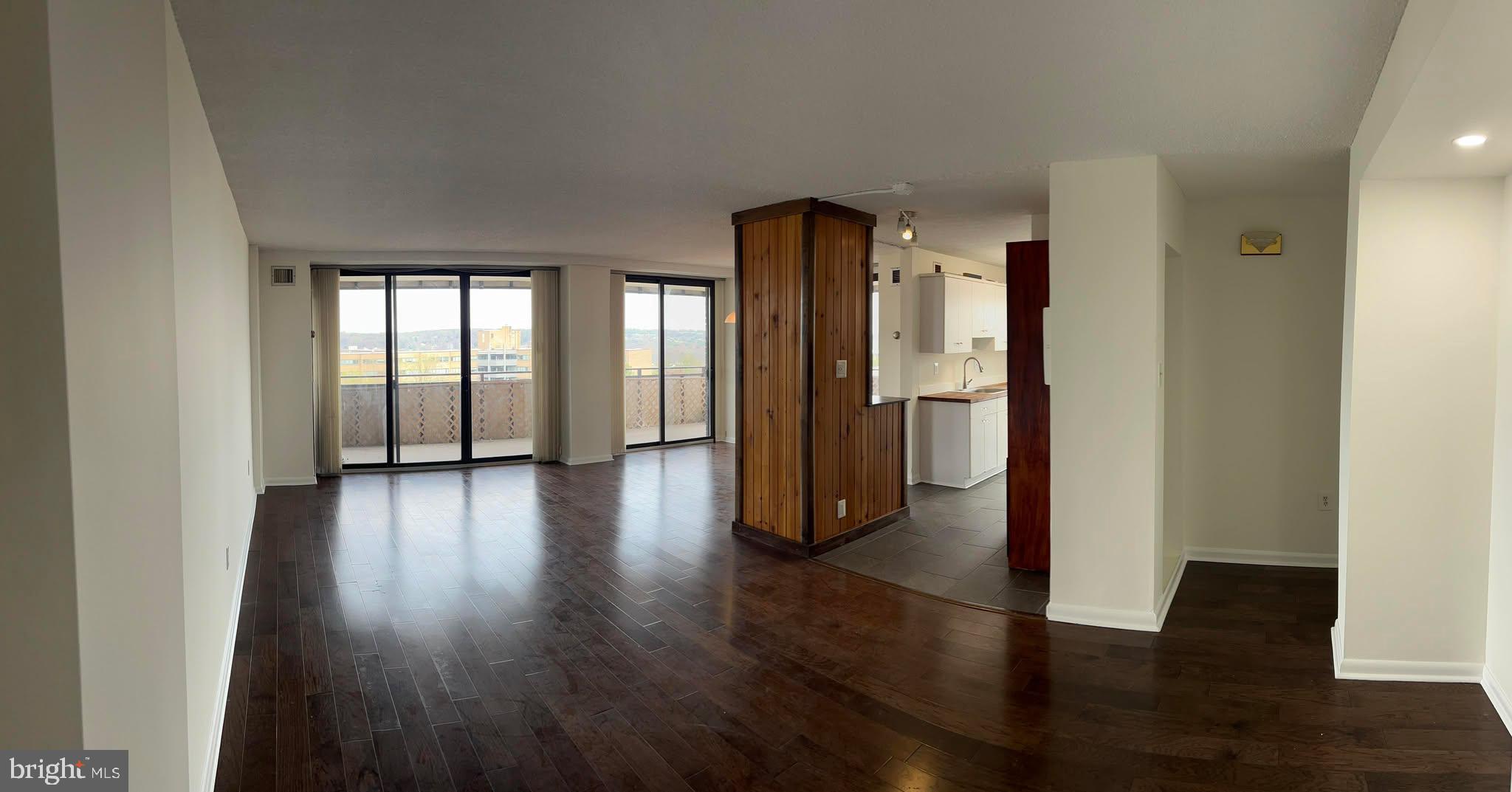 250 S REYNOLDS STREET 810