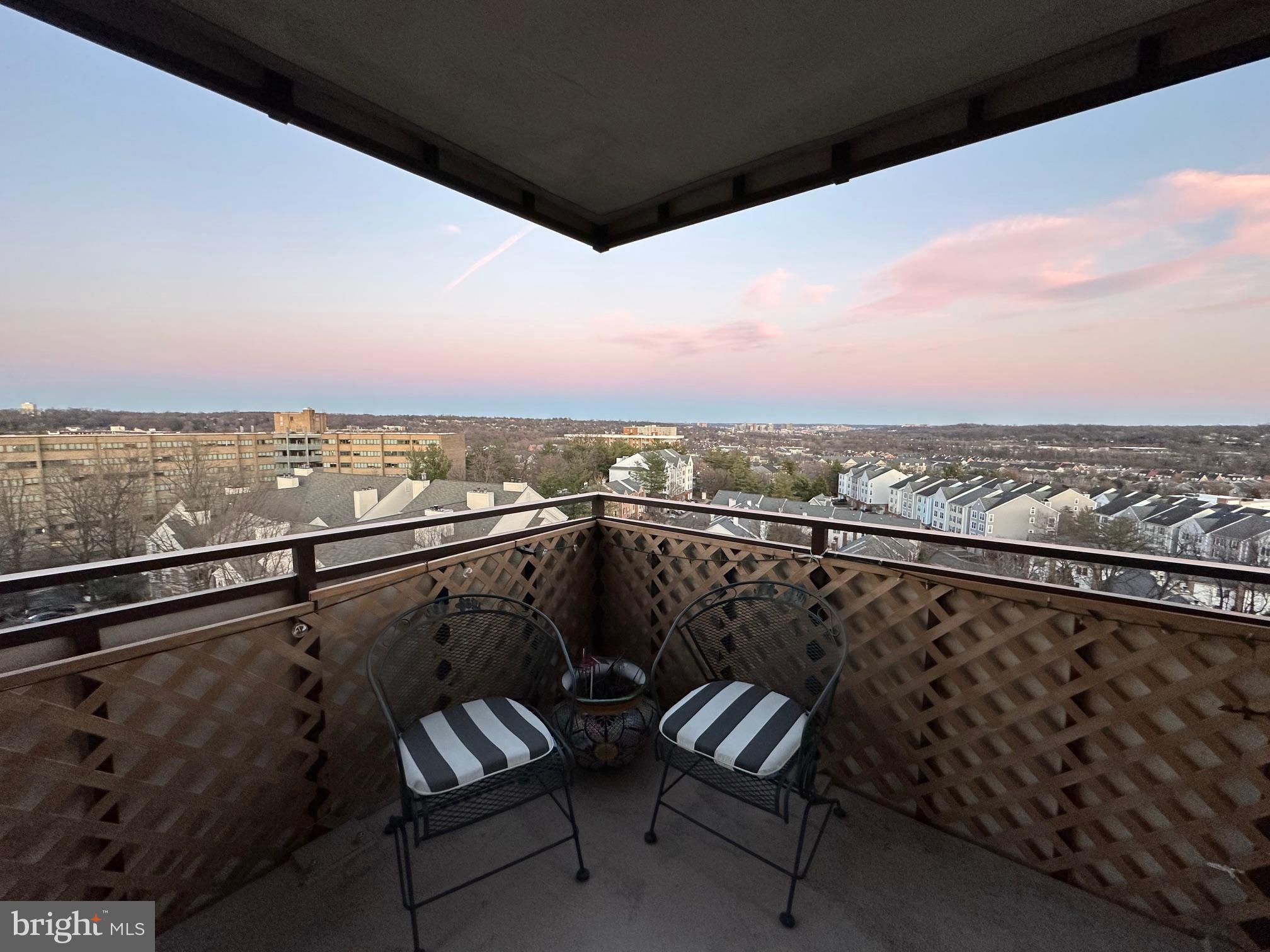 250 S REYNOLDS STREET 810