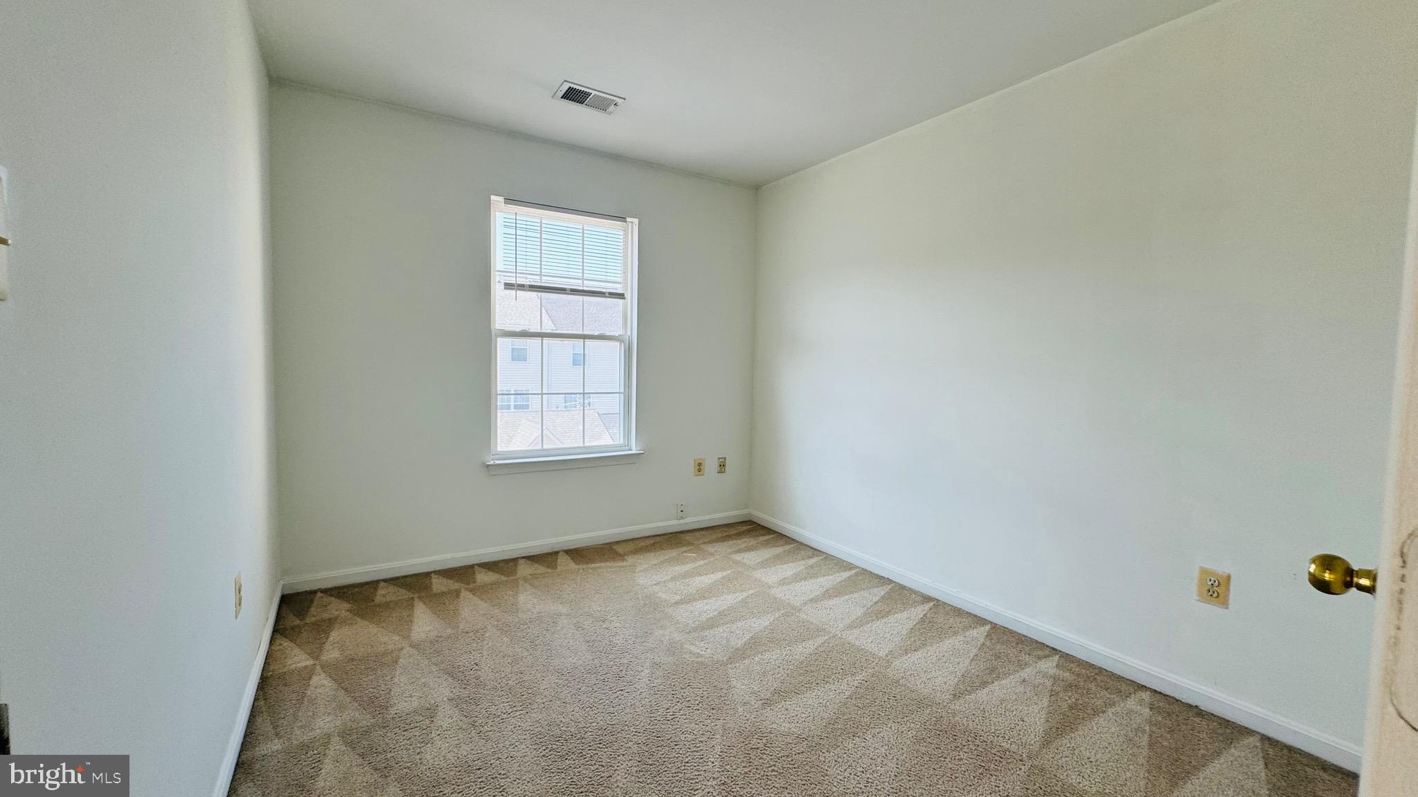 GROVEWOOD - Residential Lease