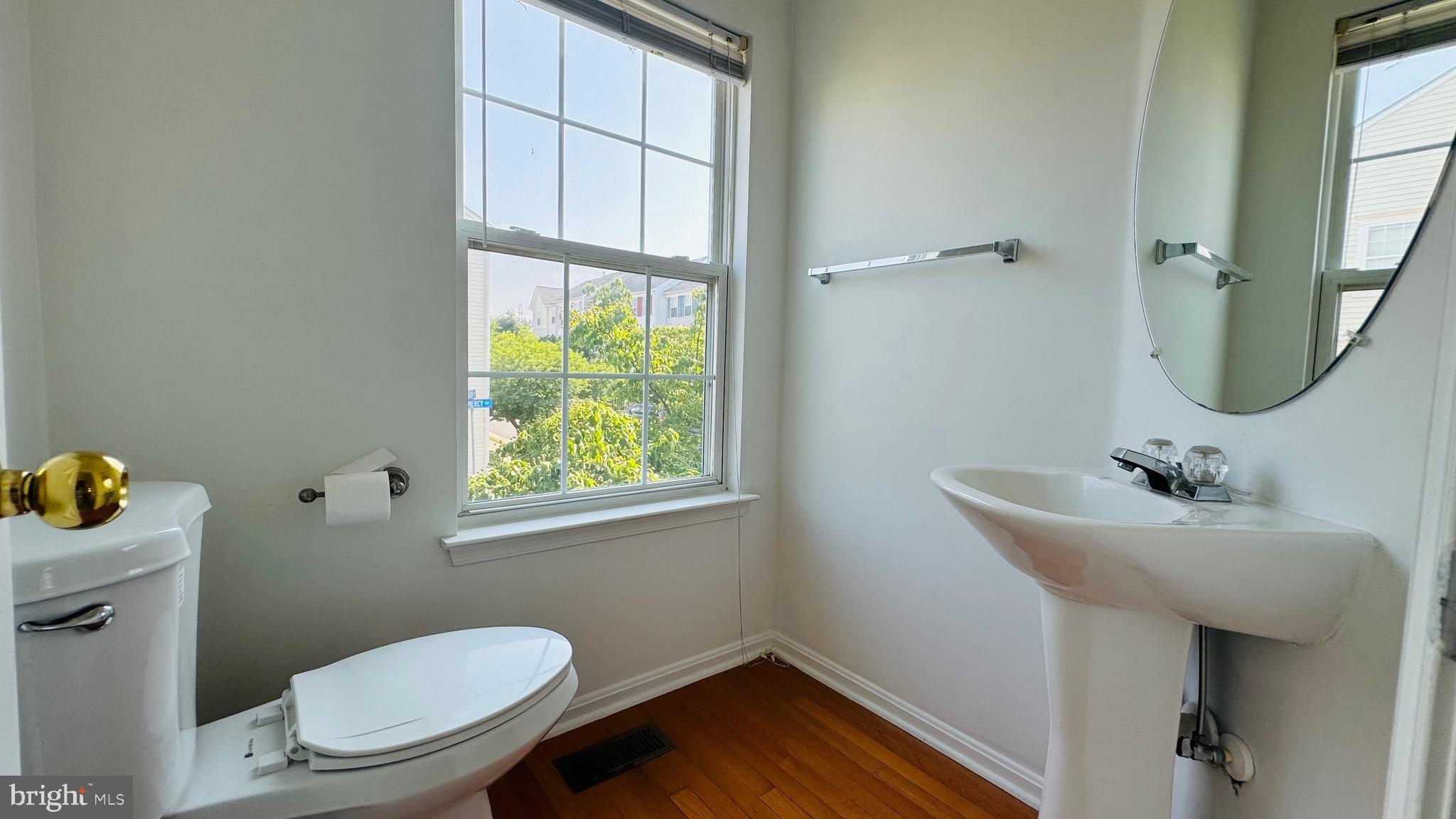 GROVEWOOD - Residential Lease