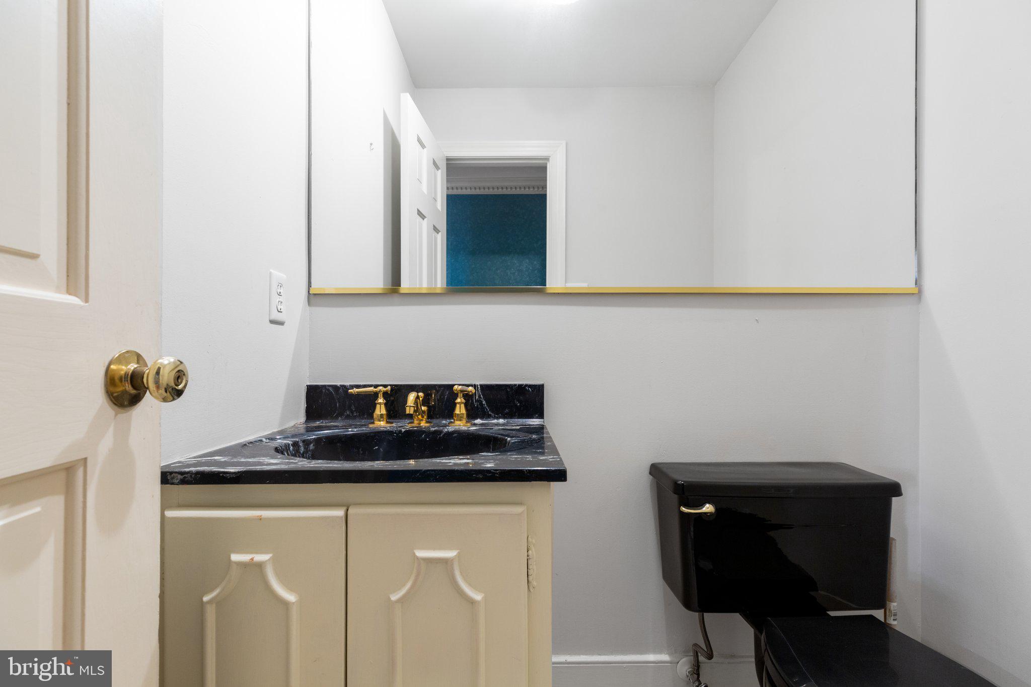 WOODLAWN - Residential