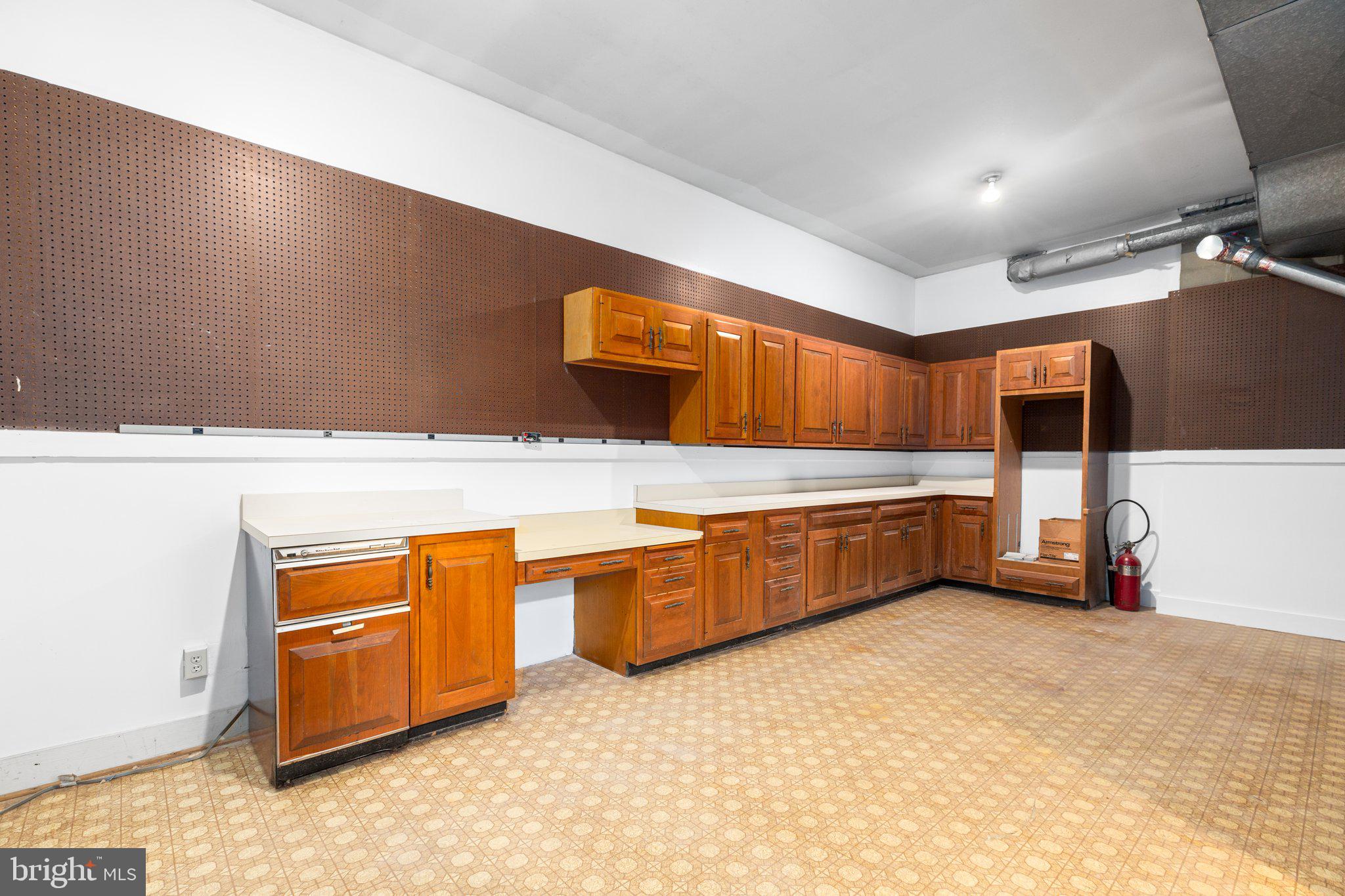 WOODLAWN - Residential