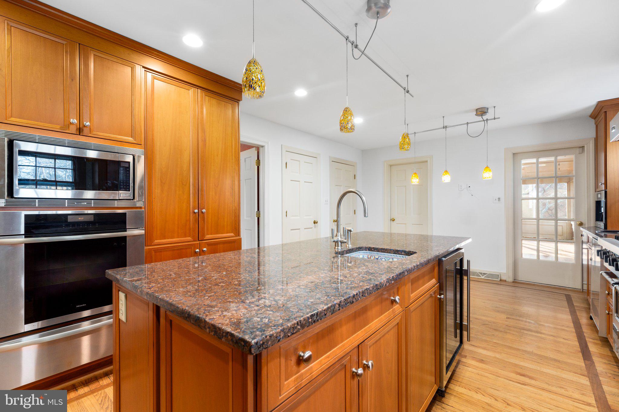 WOODLAWN - Residential