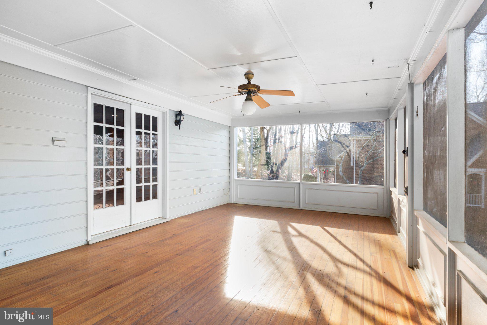 WOODLAWN - Residential