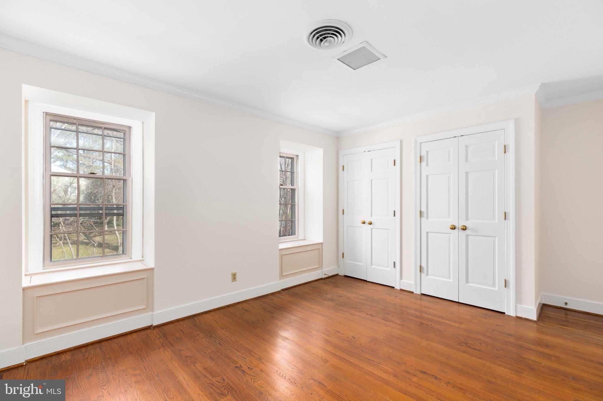 WOODLAWN - Residential