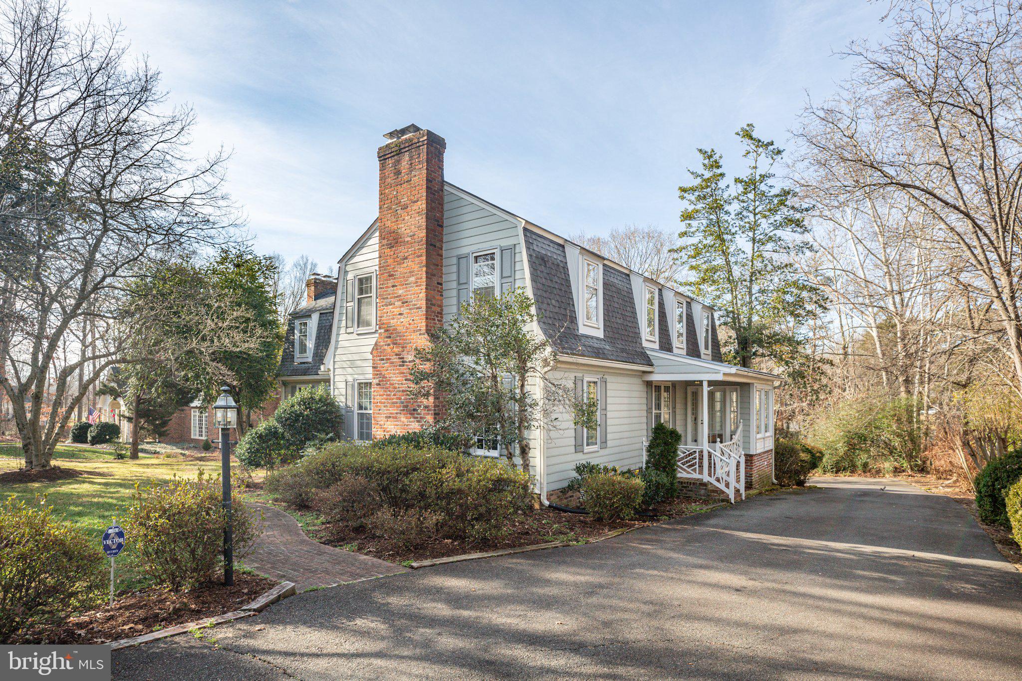 WOODLAWN - Residential