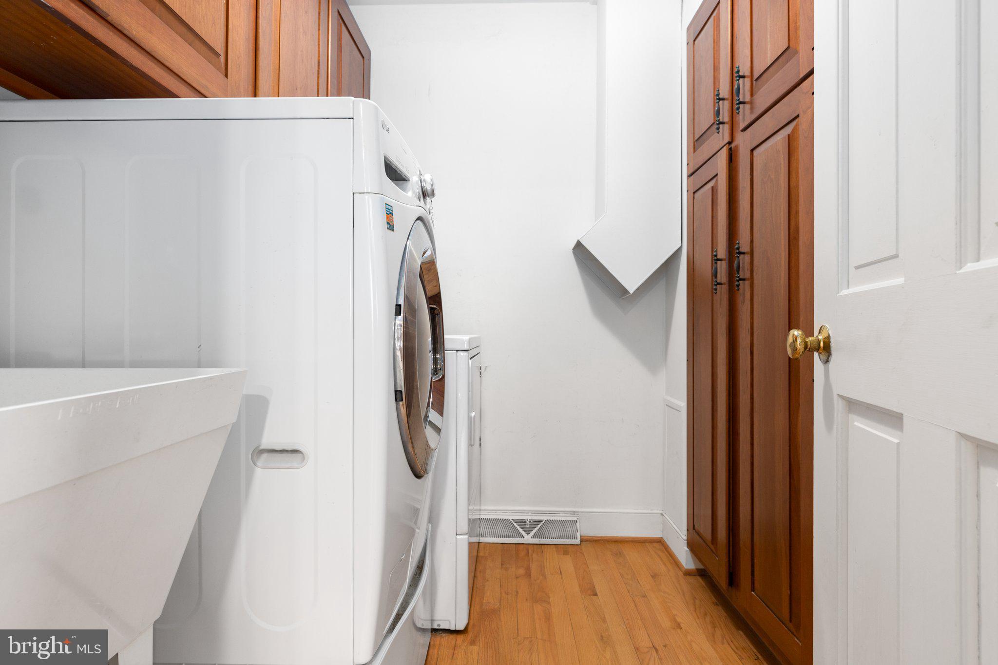 WOODLAWN - Residential