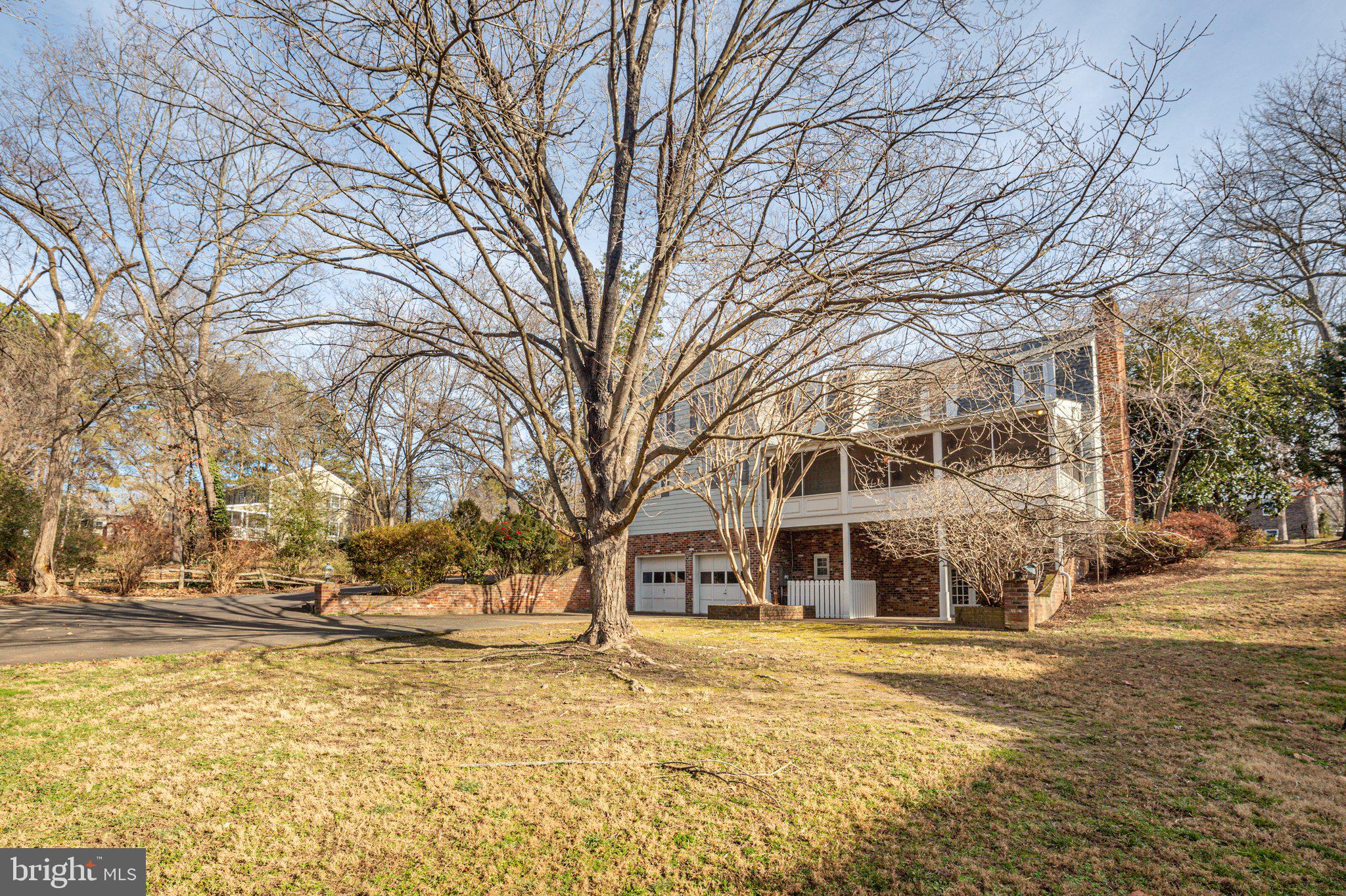 WOODLAWN - Residential