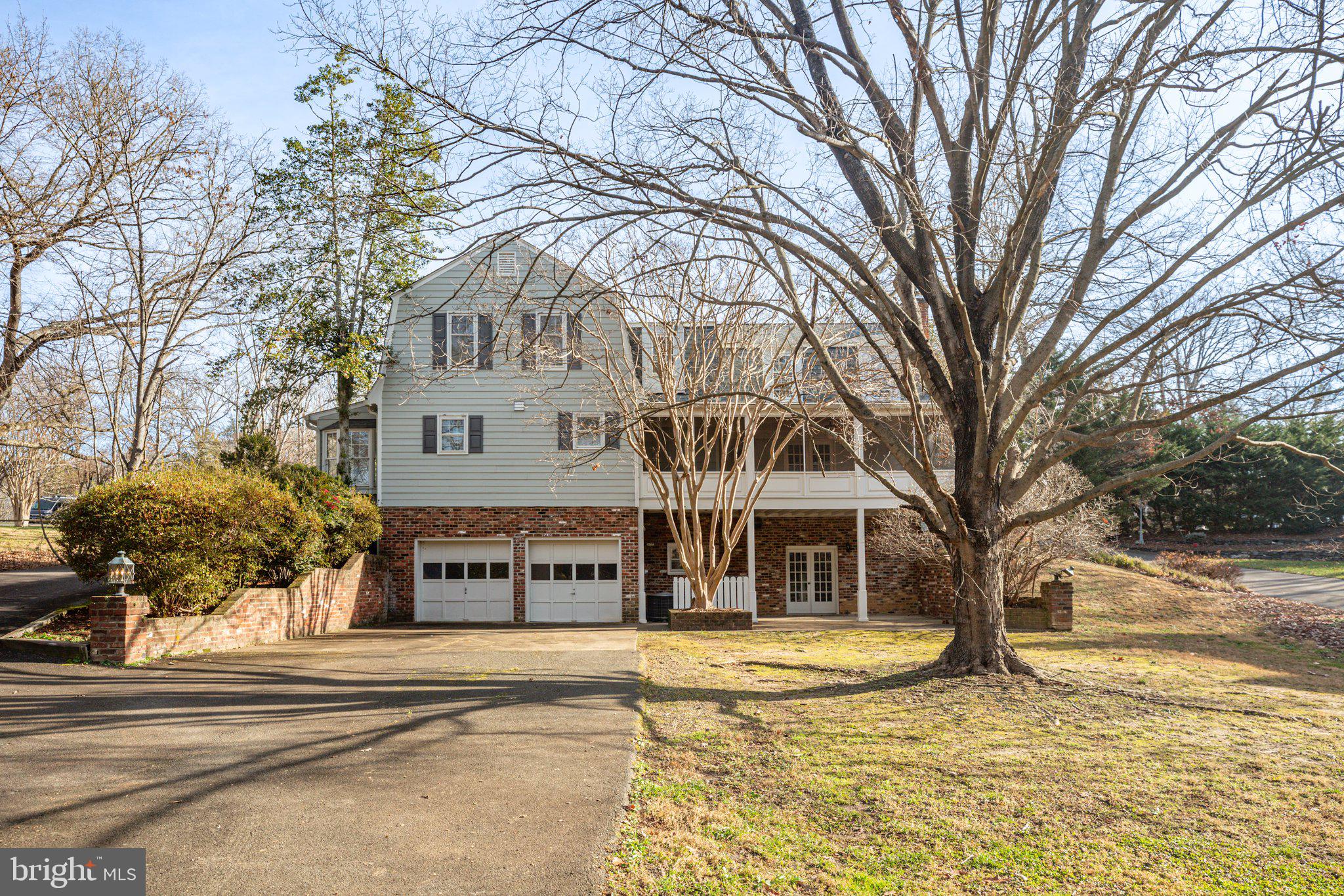 WOODLAWN - Residential