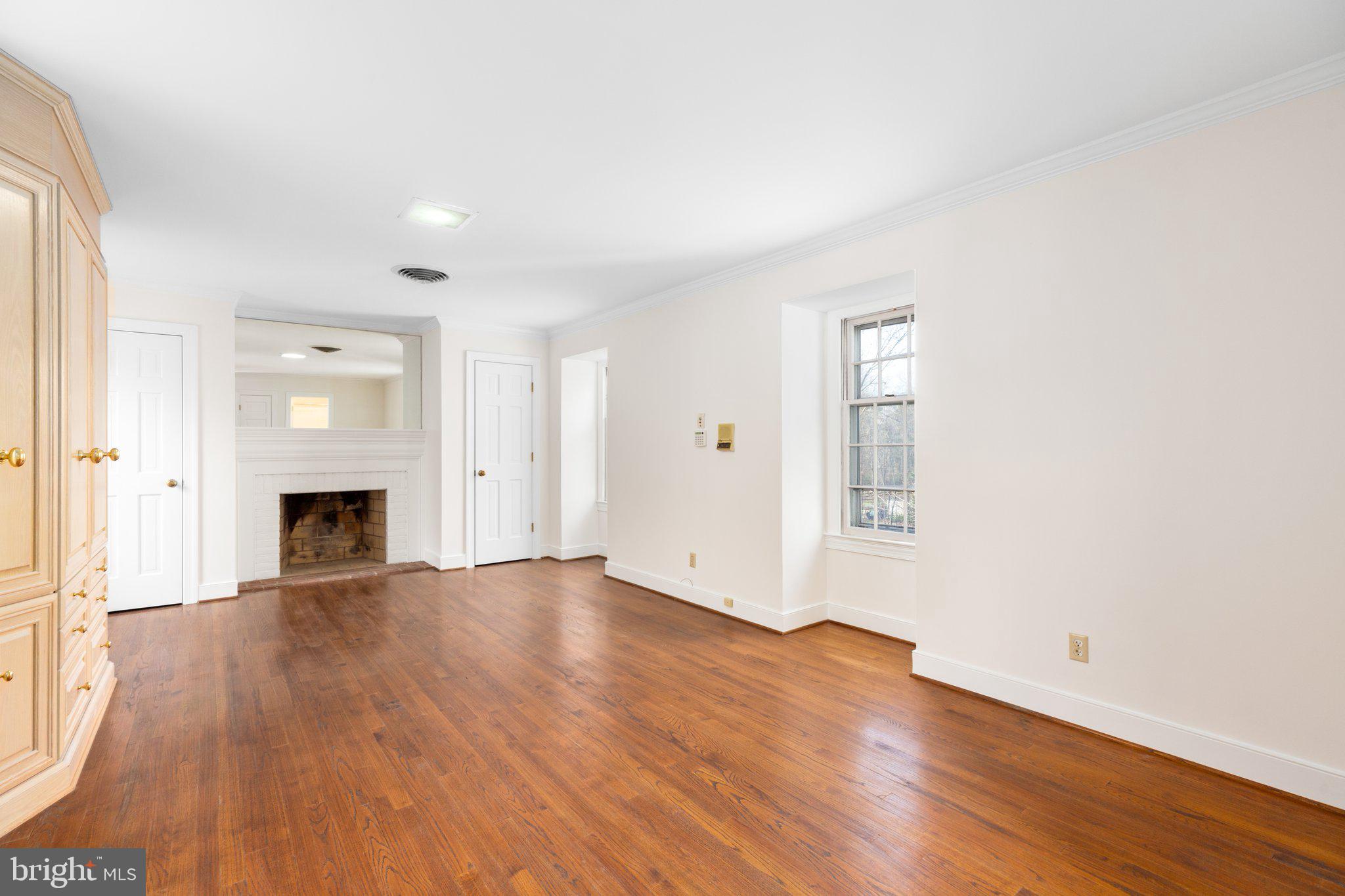 WOODLAWN - Residential