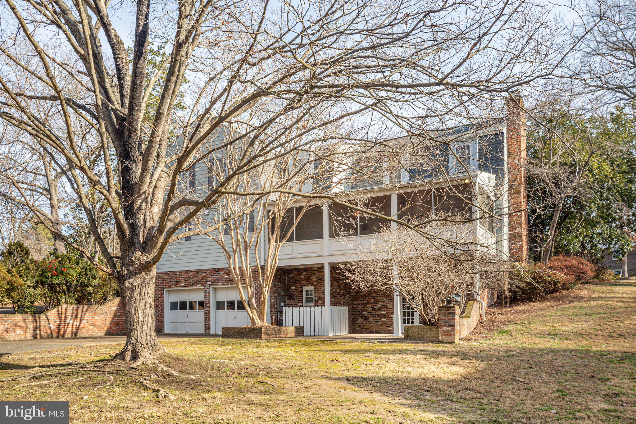 WOODLAWN - Residential