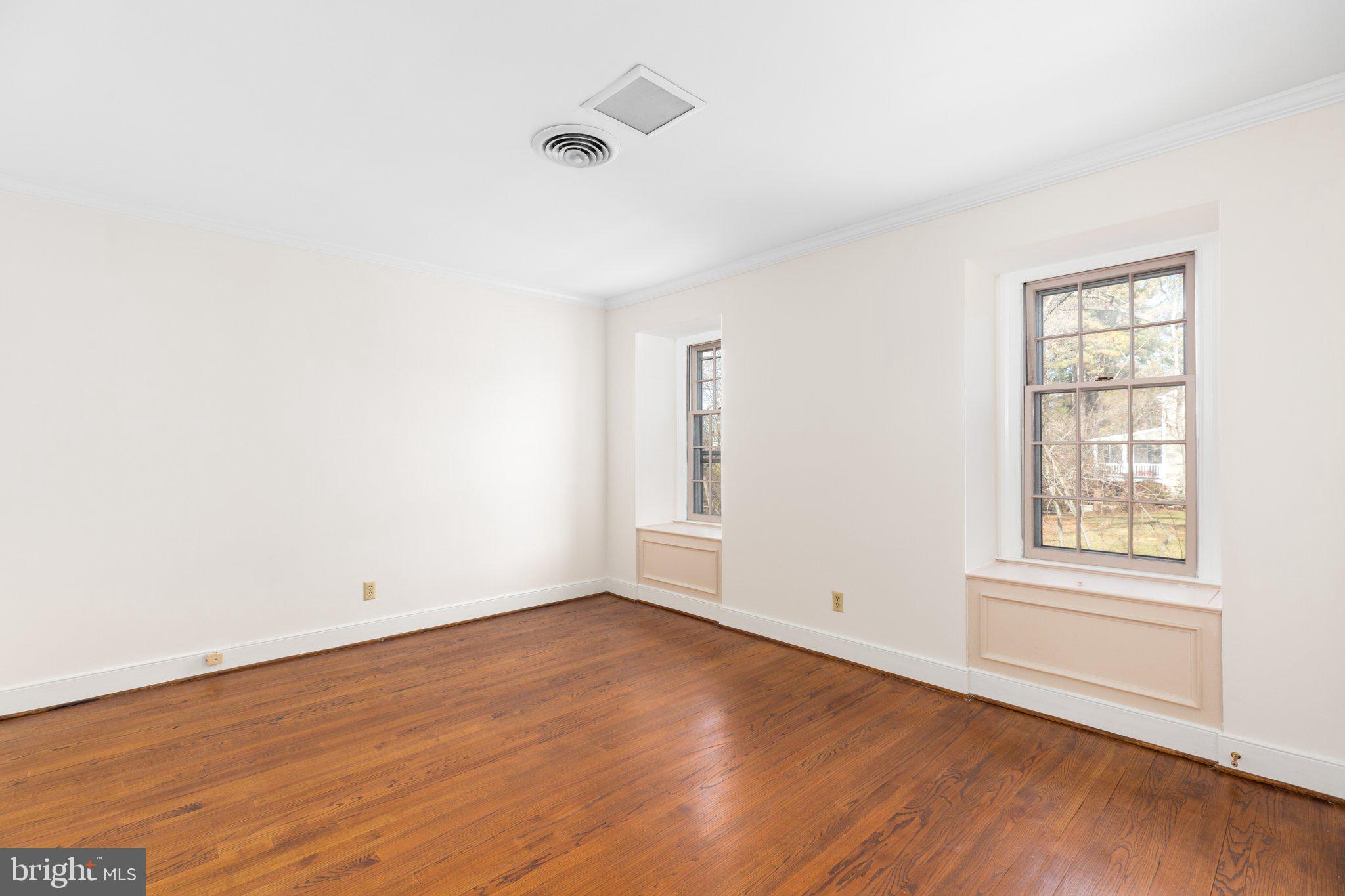 WOODLAWN - Residential