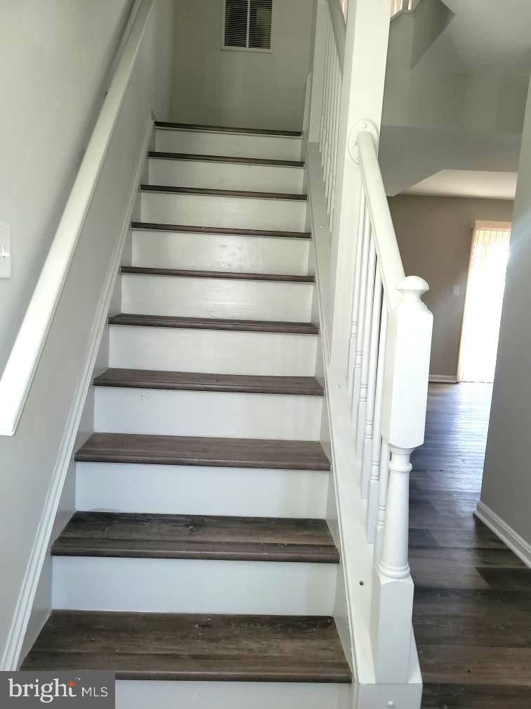 KINGS GRANT - Residential Lease