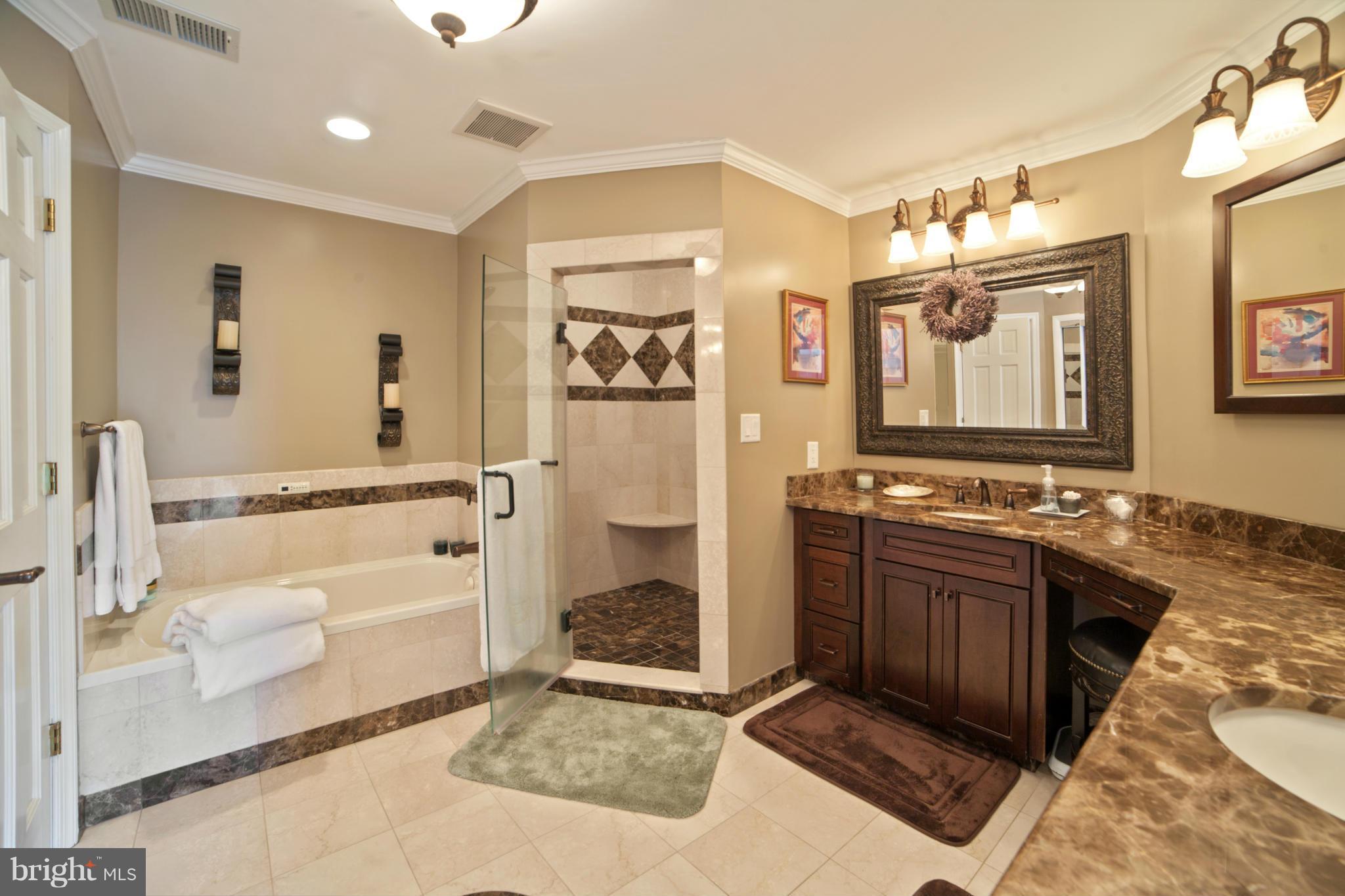 KING JAMES LANDING - Residential