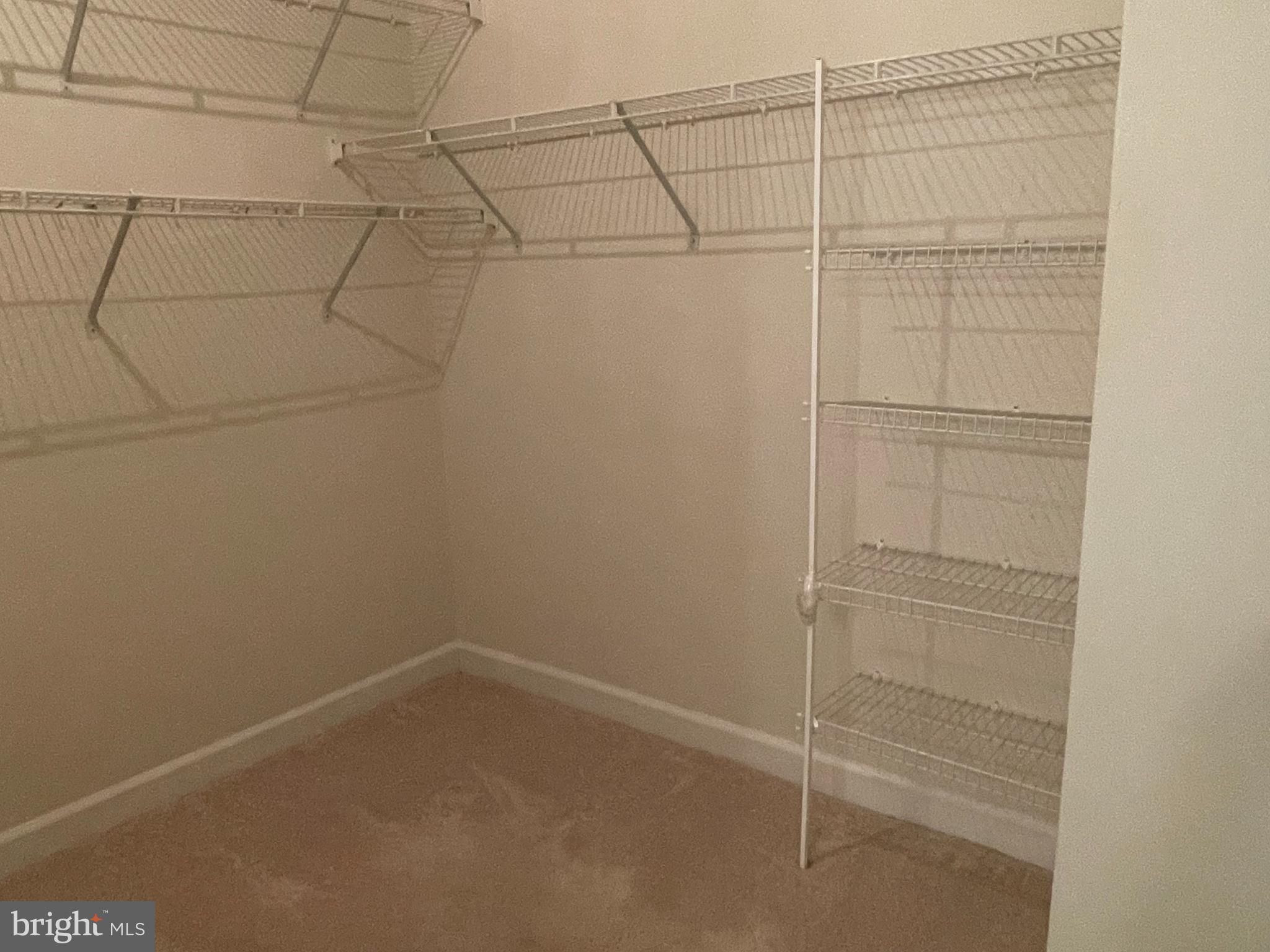 SOUTH RIVER COLONY - Residential