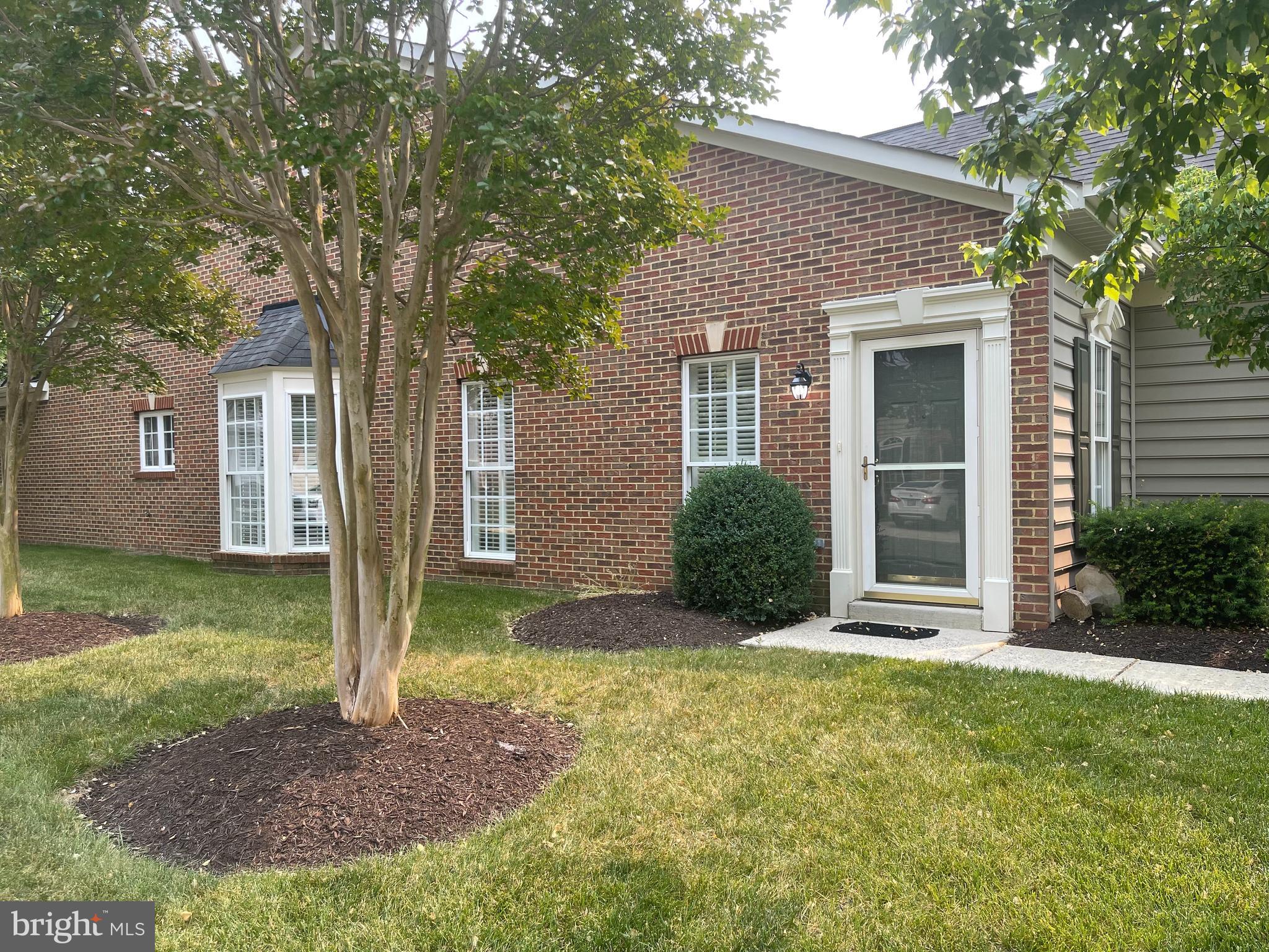 SOUTH RIVER COLONY - Residential